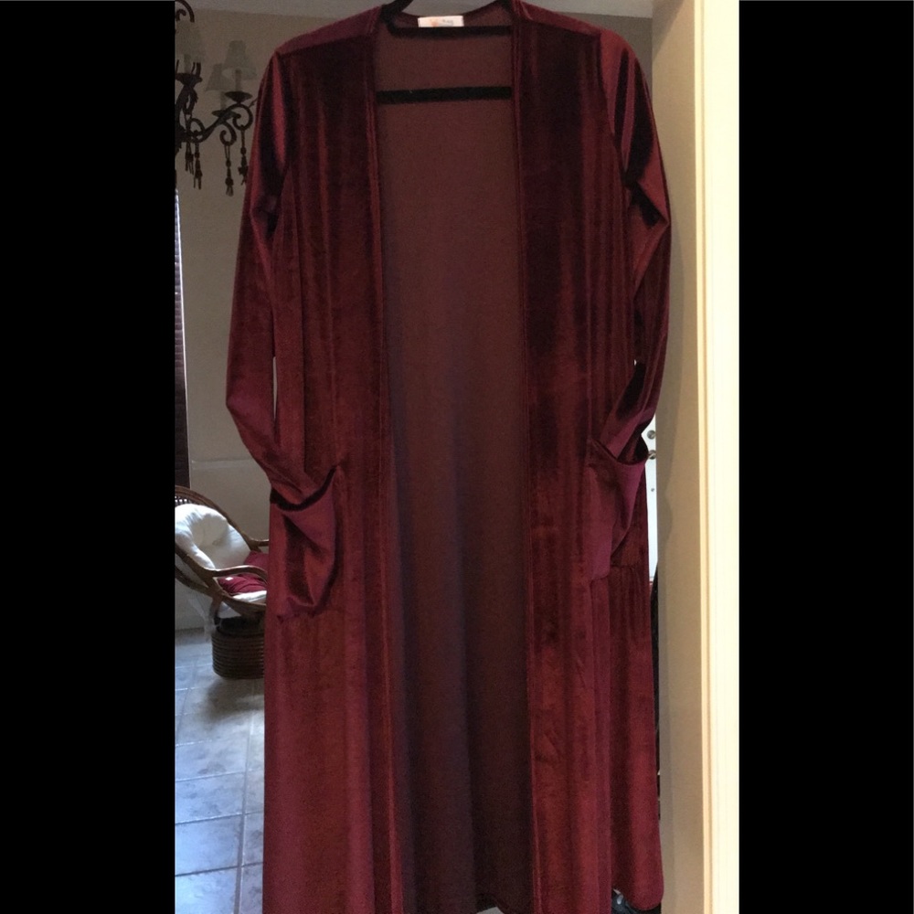 Lularoe Sarah CRUSHED VELVET BURGUNDY
